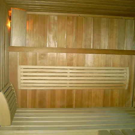 Otel Konrad 3*